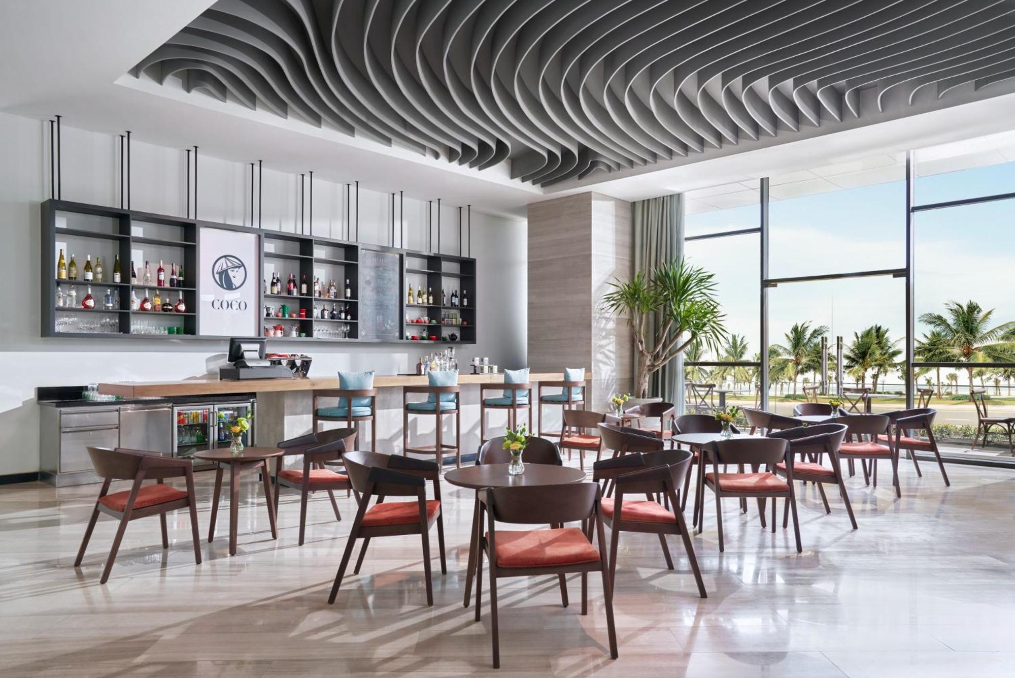 Voco Ma Belle Danang By Ihg Hotel Exterior photo
