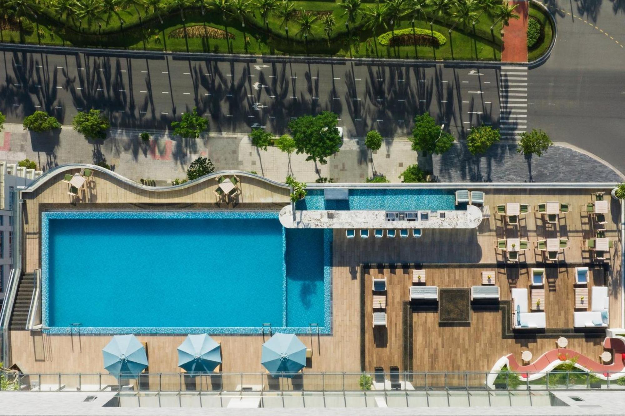 Voco Ma Belle Danang By Ihg Hotel Exterior photo