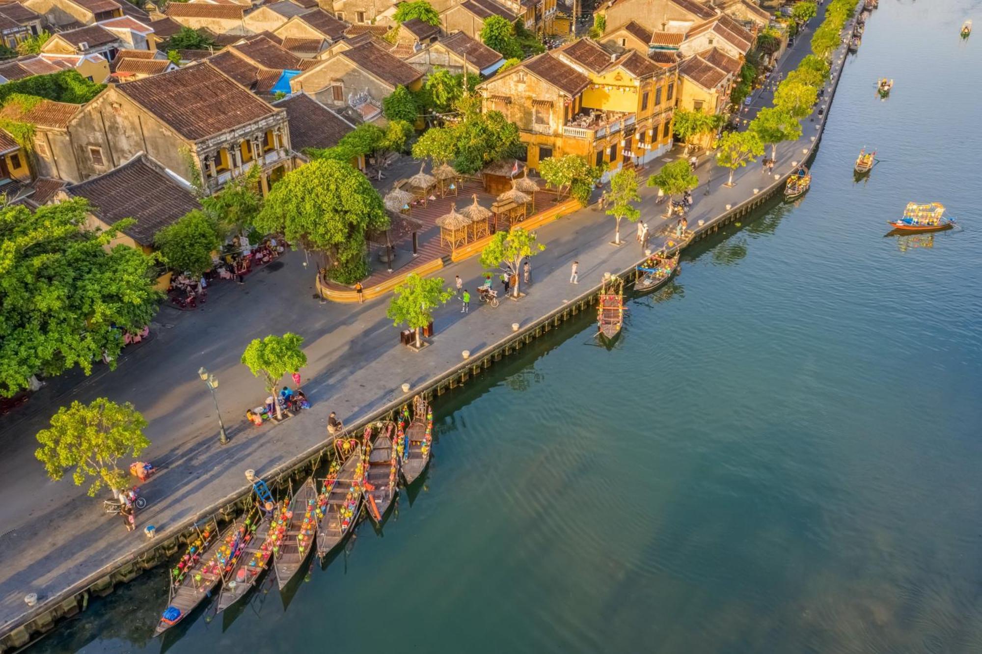 Voco Ma Belle Danang By Ihg Hotel Exterior photo