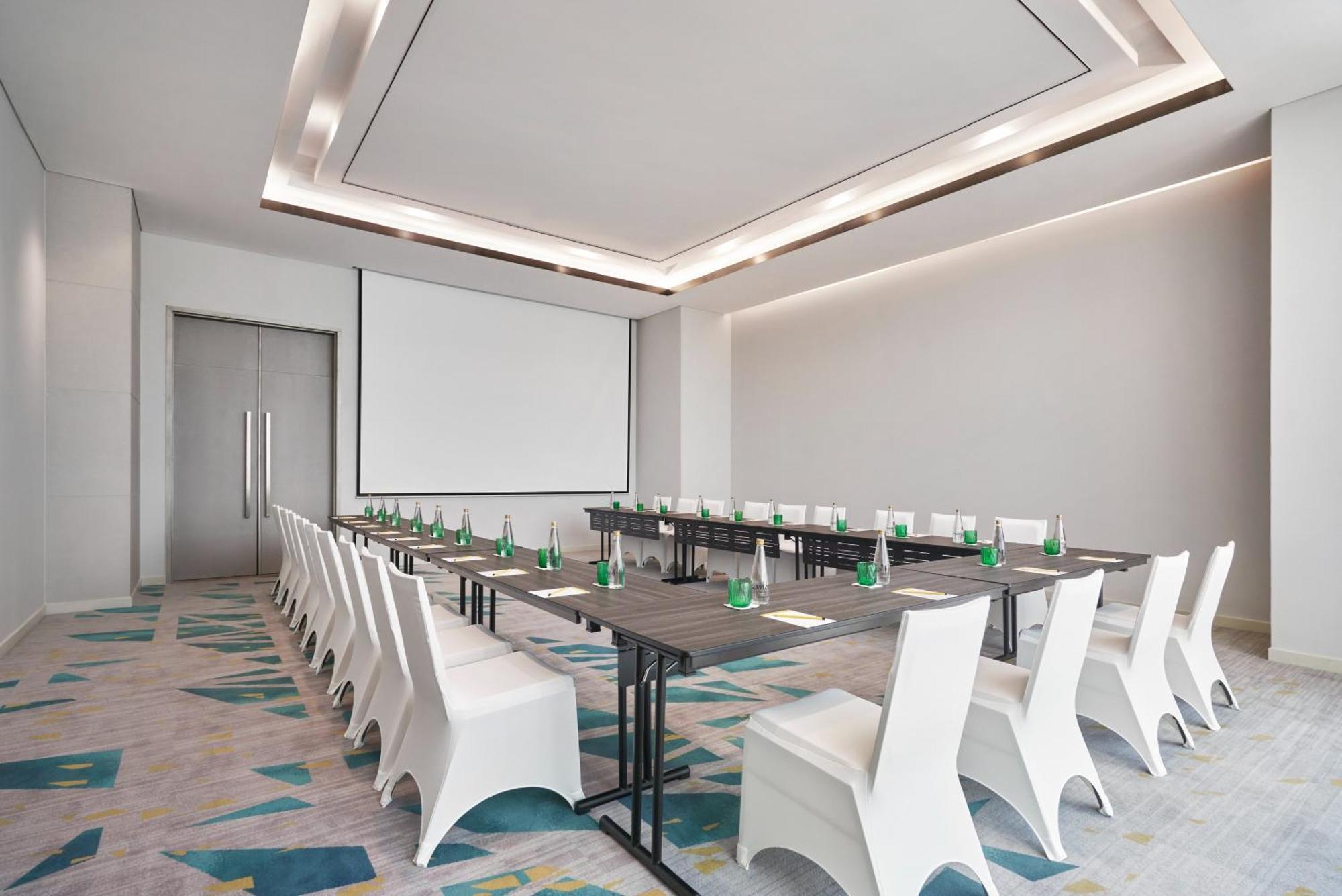 Voco Ma Belle Danang By Ihg Hotel Exterior photo